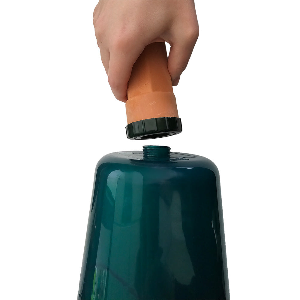Hochbeet Bewässerungssystem "Hydro Cup" mit Tonkegel Becheraufsatz