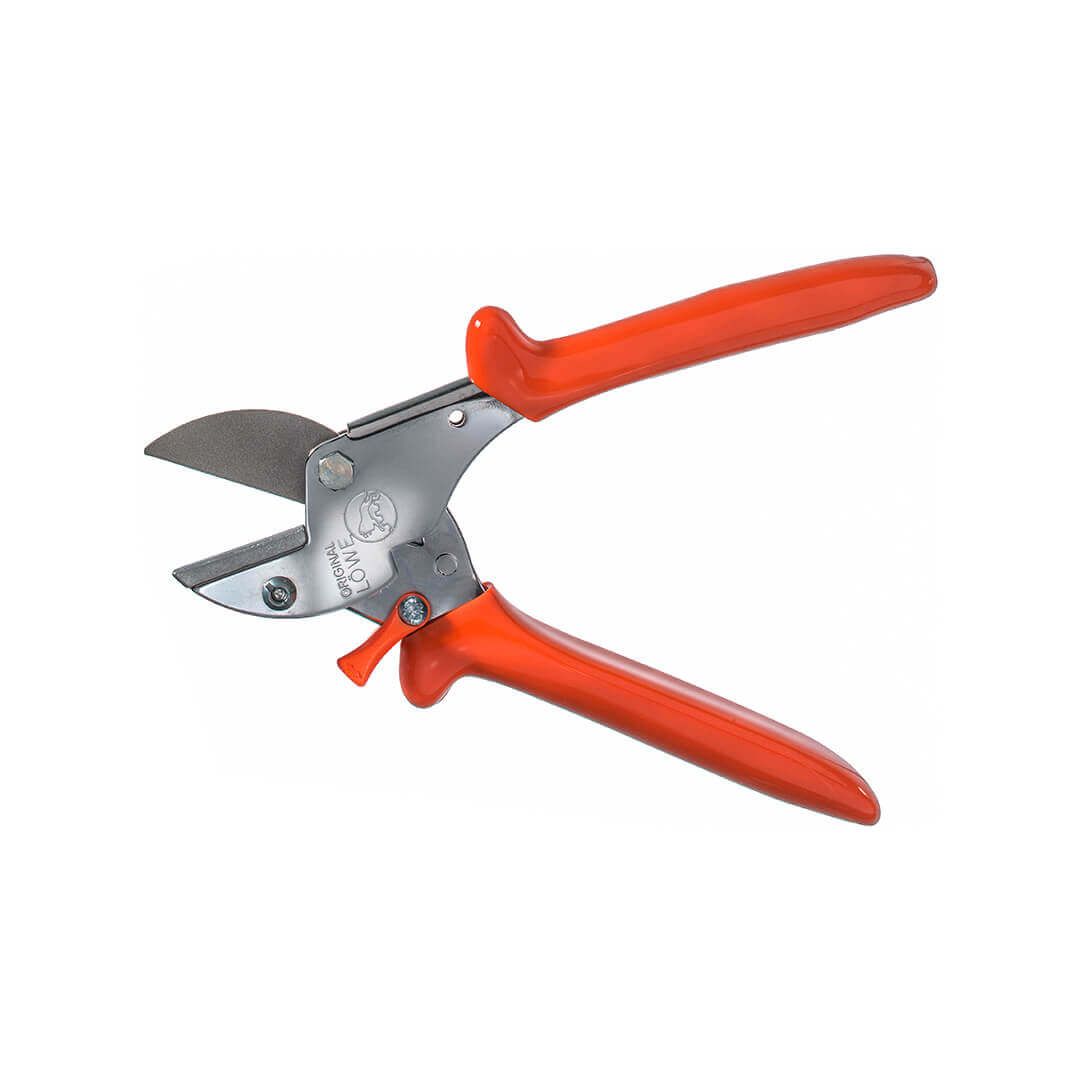 Original LÖWE 5 mit Standardgriff, geöffnet mit Amboss-Klinge und Unterlage